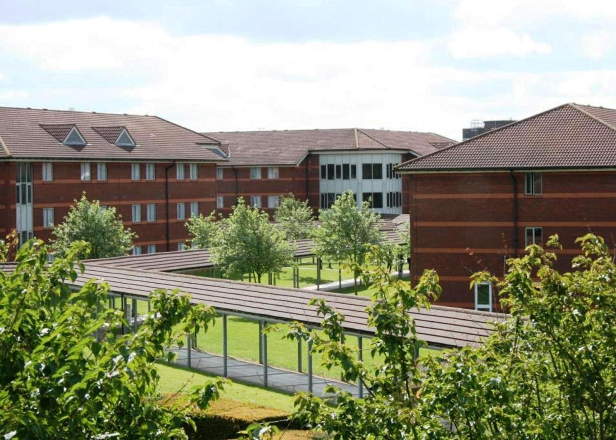 Hotel Yarnfield Park Training And Conference Centre Stone  Exteriér fotografie