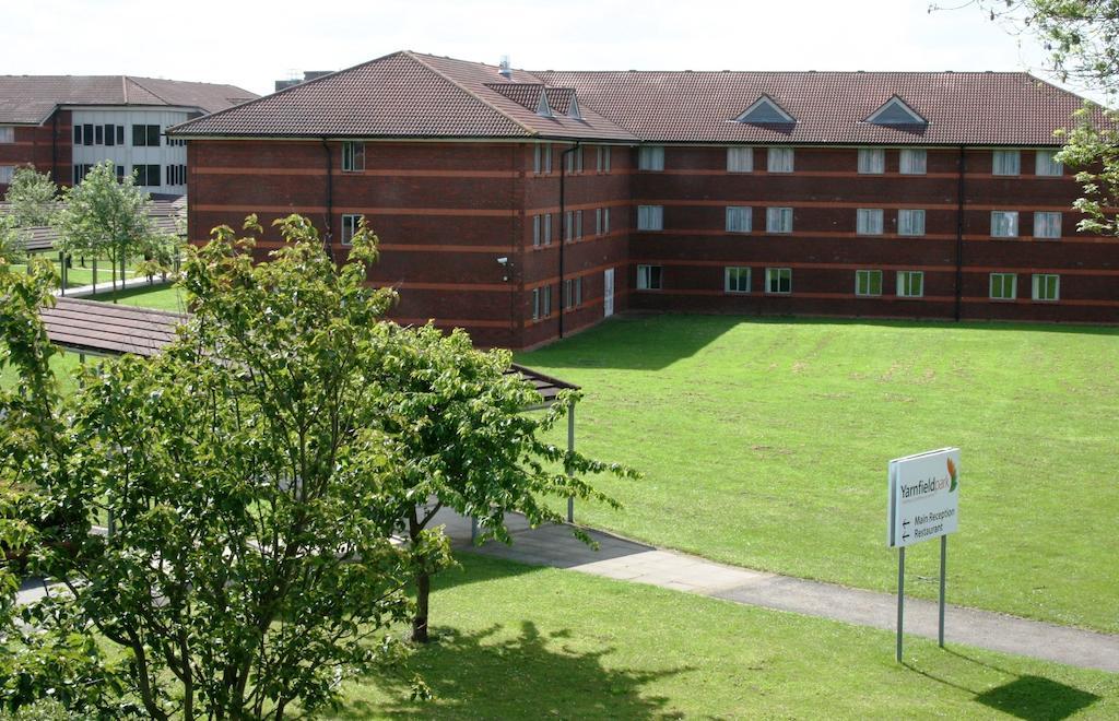 Hotel Yarnfield Park Training And Conference Centre Stone  Exteriér fotografie